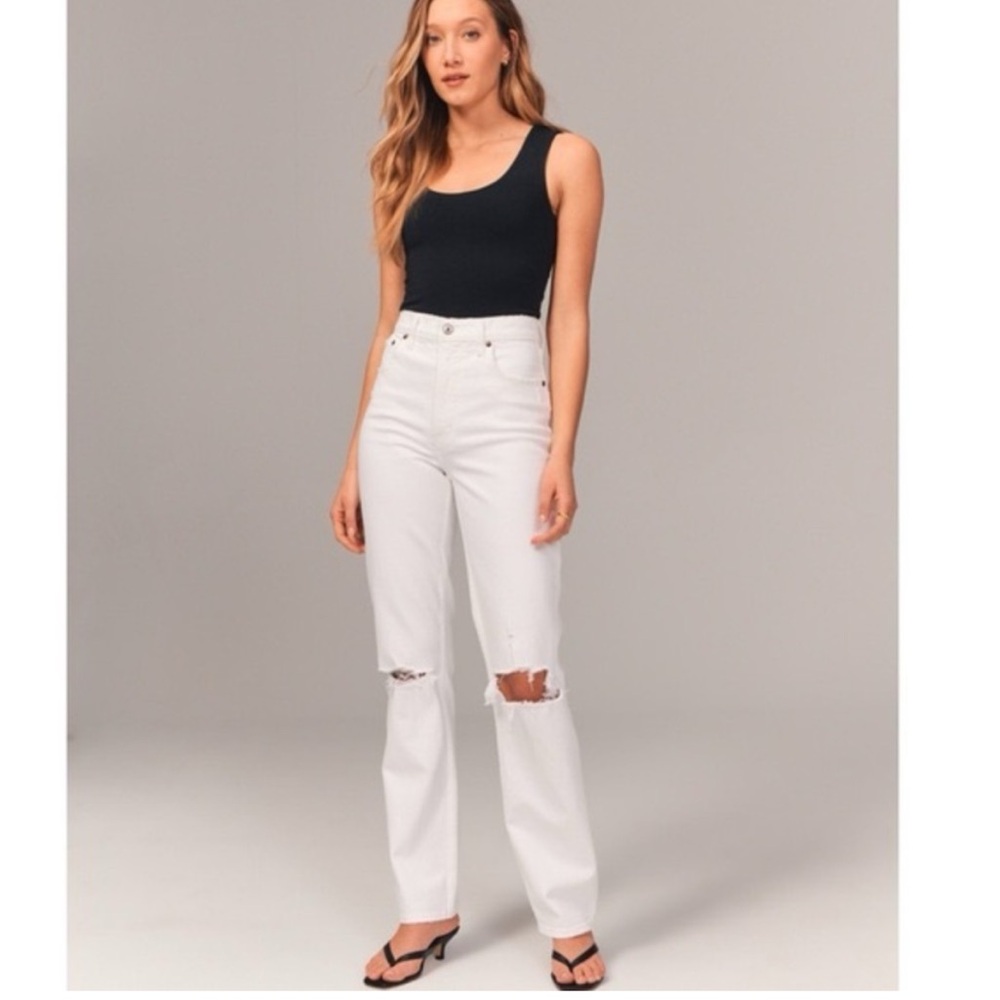 Abercrombie & Fitch Women's White Straight Leg Jeans